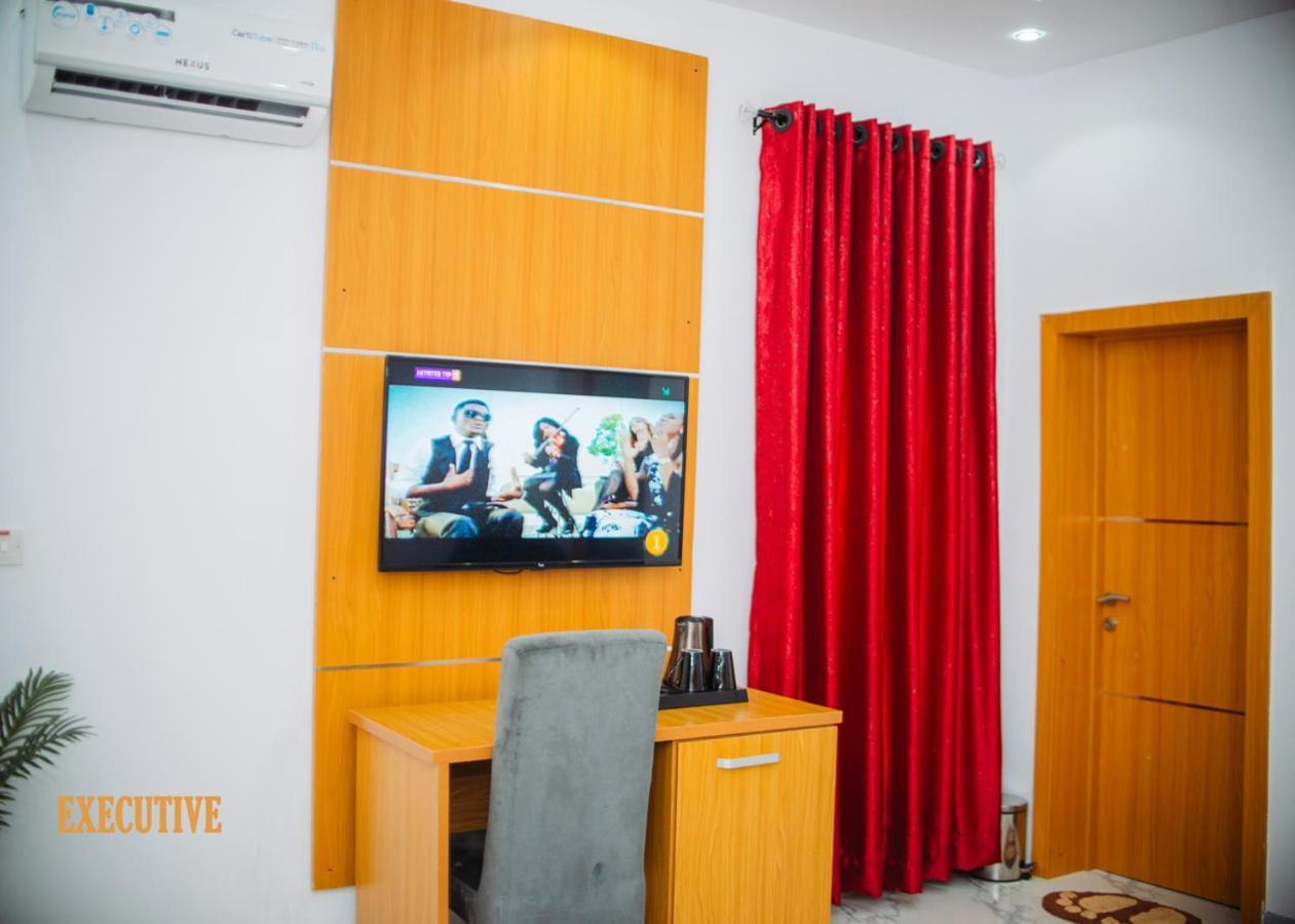 Dominance Events And Suites Ibadan Esterno foto